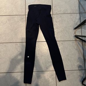 Size 2 Dark Navy Fast and Free Tight Leggings